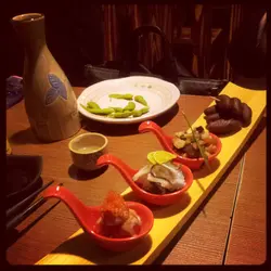 番茄仔, 三文鱼软骨片, 八爪鱼粒, 日本蕃薯仔