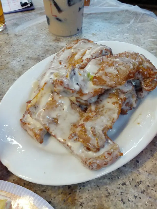 沙拉骨,沙拉味唔重,但係豬好味好香唔dry