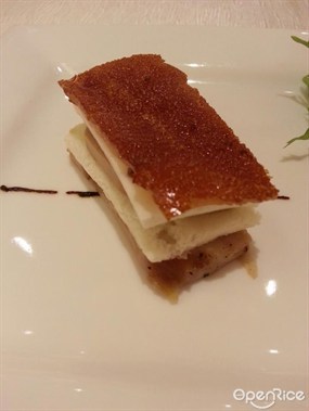 脆皮乳豬鵝肝夾 - 旺角的唐宮中餐廳