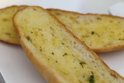 Garlic Bread (4.5/5分)