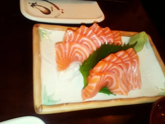 $25 半磅三文魚刺身 必加之選