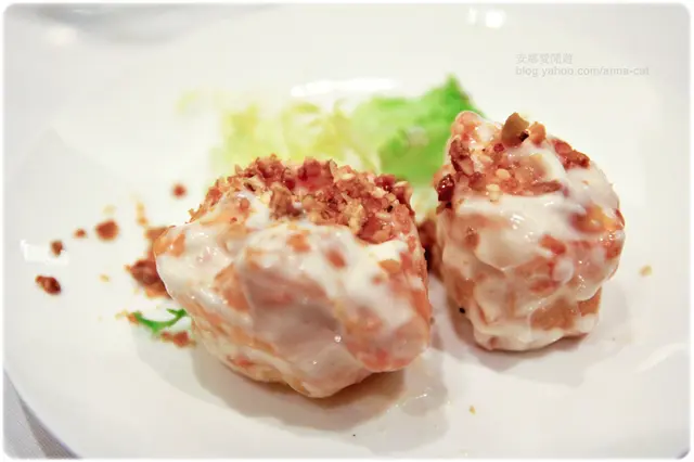 桃蓉生汁明蝦球