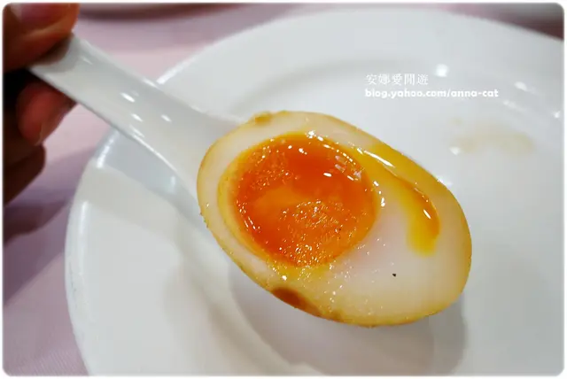 晶瑩剔透的蛋心