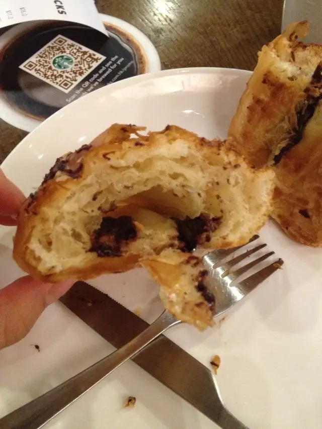 chewy and soggy chocolate danish :(