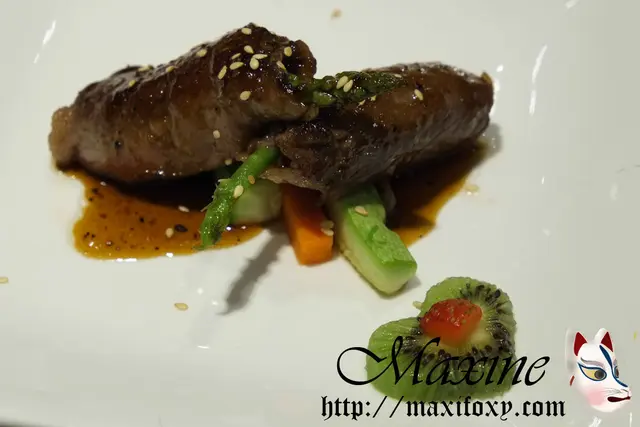 蜜椒汁香煎澳洲和牛卷