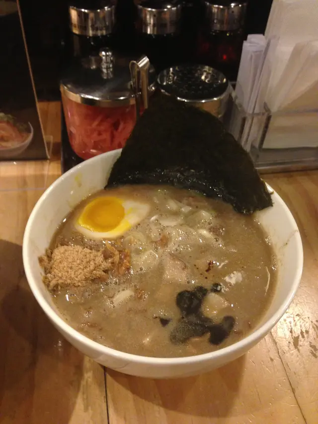 黑秀沾麵
