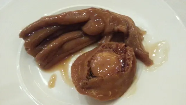 砂鍋鵝掌扣鮑魚