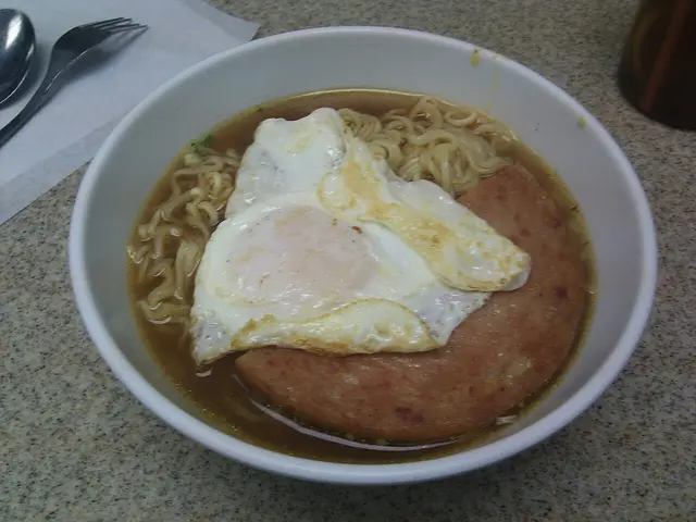 灣仔新利民-餐蛋麵轉丁