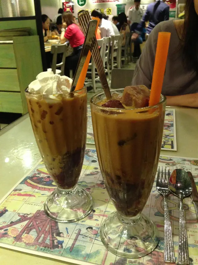 紅豆冰粒粒奶茶