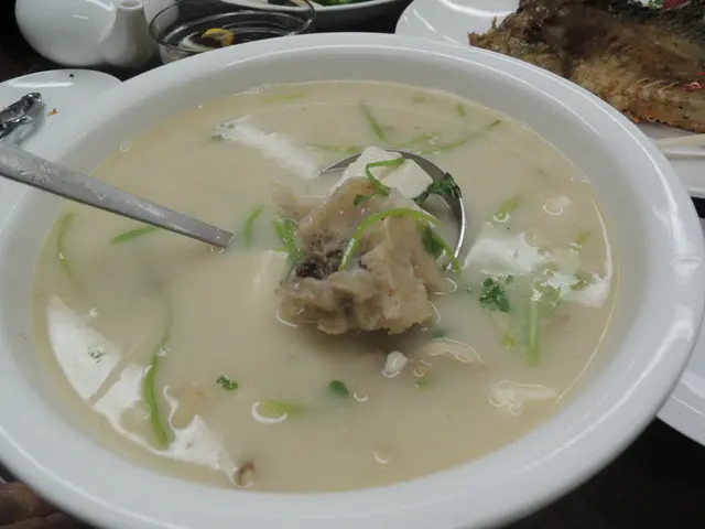 砂鍋什菌豆腐龍骨湯