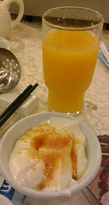 橙汁、豆腐花