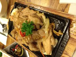 铁板煮肉