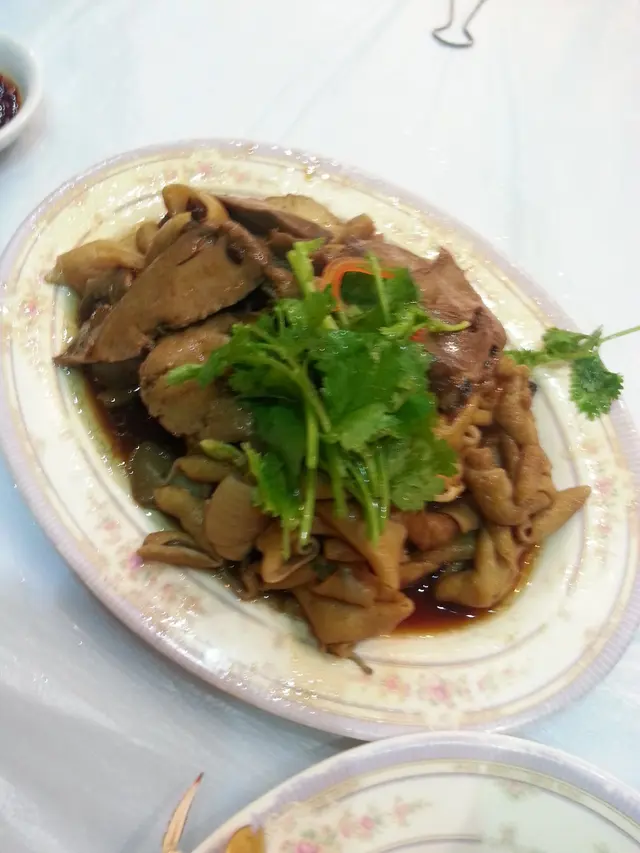 又係必食之選，鵝盰好滑，配埋豆腐底，正!