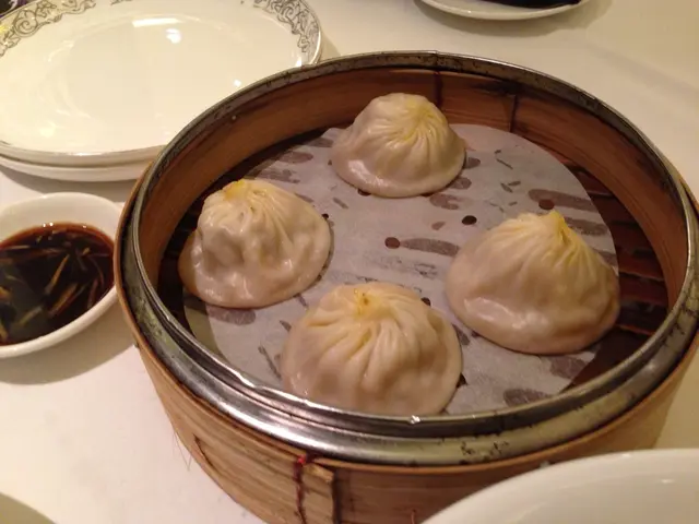 蟹粉小龍包，不過不失