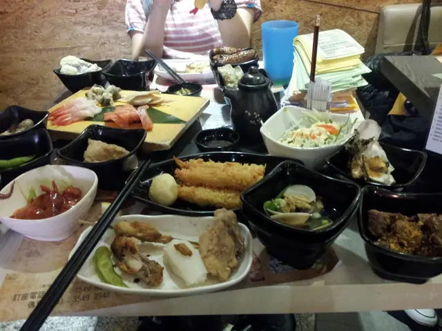 滿桌食物~