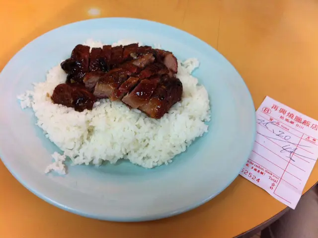 叫了半肥瘦叉燒飯,來到都冇半肥瘦叉