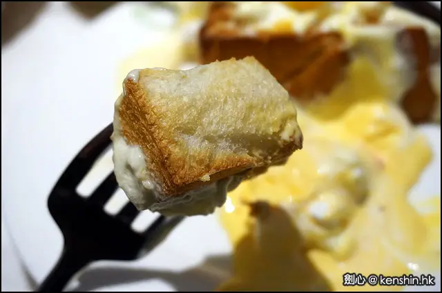 吐司磚塊外脆而欠香甜