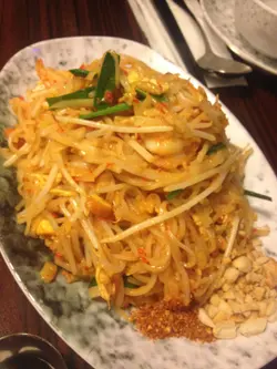 泰式炒金边粉