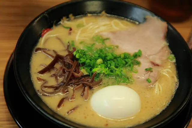 博多濃厚豚骨拉麵