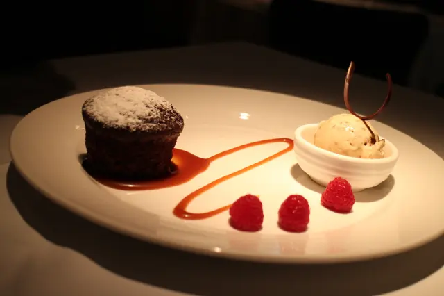 Sticky Date Pudding