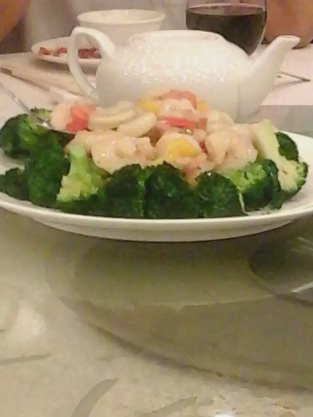 鹹到苦ge帶子蝦仁西蘭花