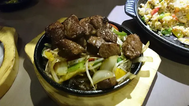 鐵板一口牛