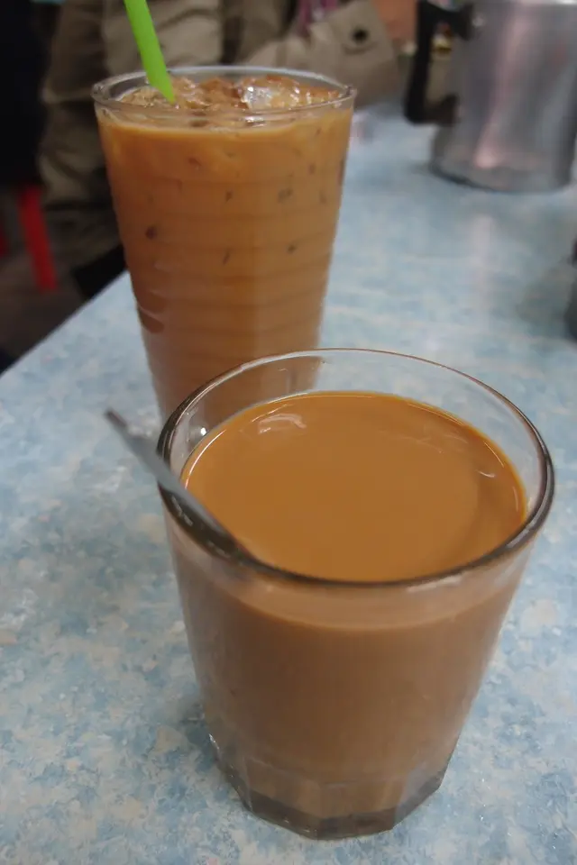 奶茶 熱HK$13/凍HK$14