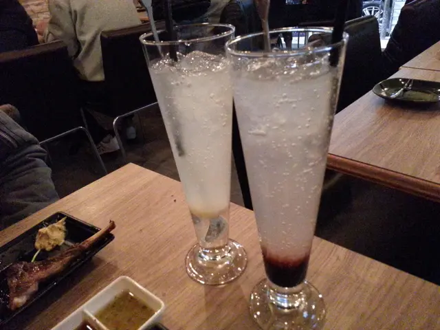 荔枝乳酸梳打 & 巨峰乳酸梳打