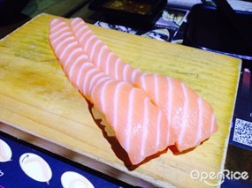 三文魚長壽司 - 尖沙咀的金田長壽司