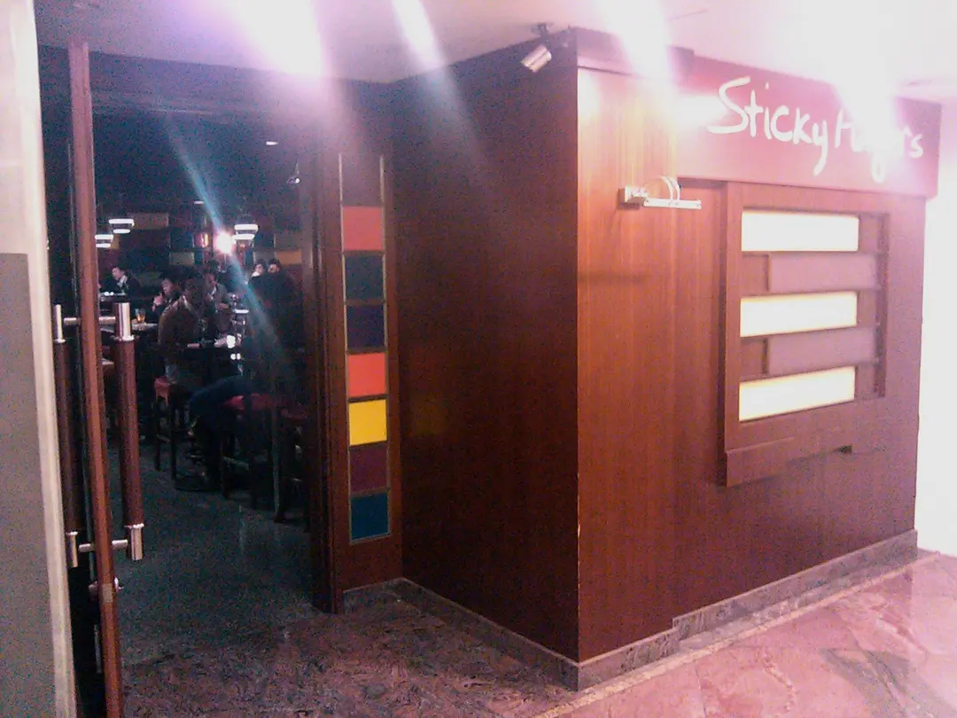 Sticky Fingers Bar & Restaurant的相片 香港尖沙咀帝國中心的西式酒吧 OpenRice 香港開飯喇