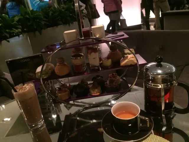 2 月限定HIGH TEA SET