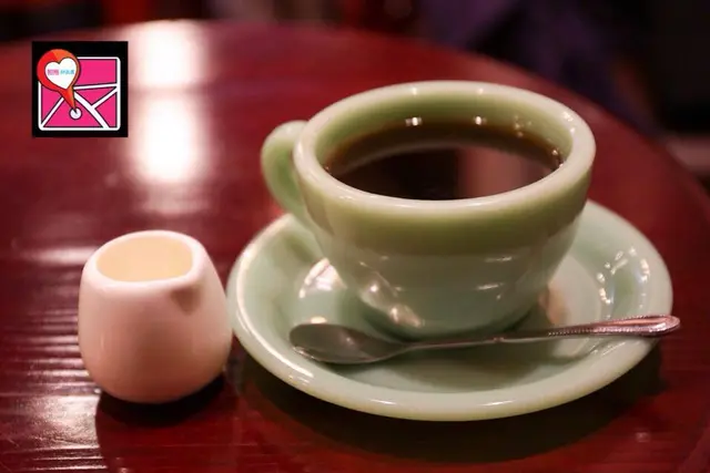 雲南咖啡的口感滑順濃郁，酸度及苦味柔和帶點點甜美的果香味道。