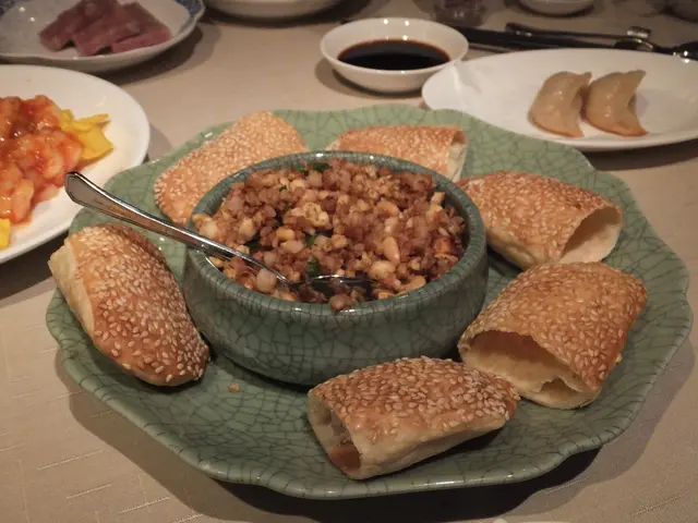 崧子雞米配叉子燒餅