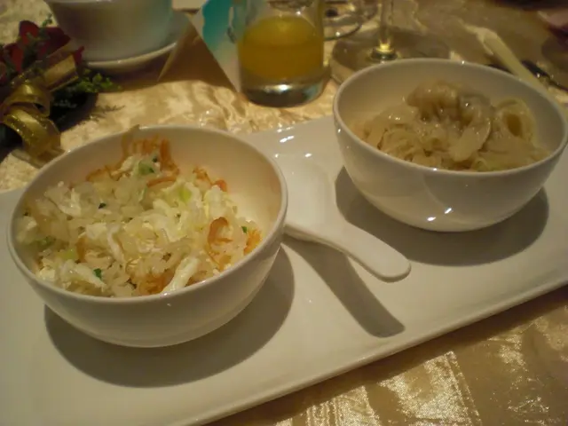 金貝蛋白炒飯‧上湯水餃生麵