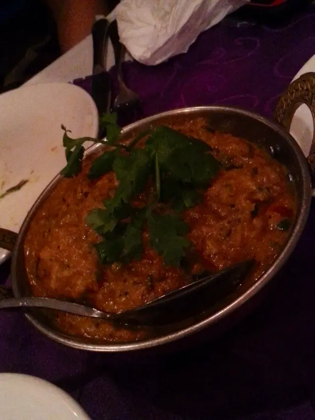 味道濃郁，但並不辣，配烤餅一流