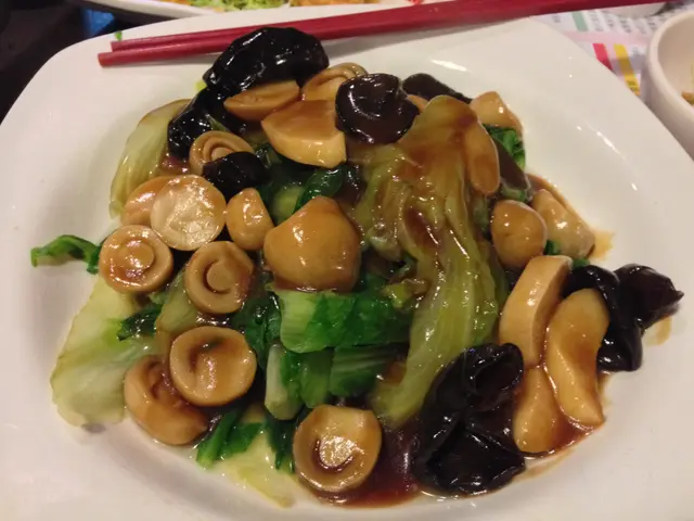 野菌雲耳扒菜苗