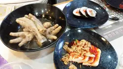 鸡脚，紫菜卷，冻豆腐