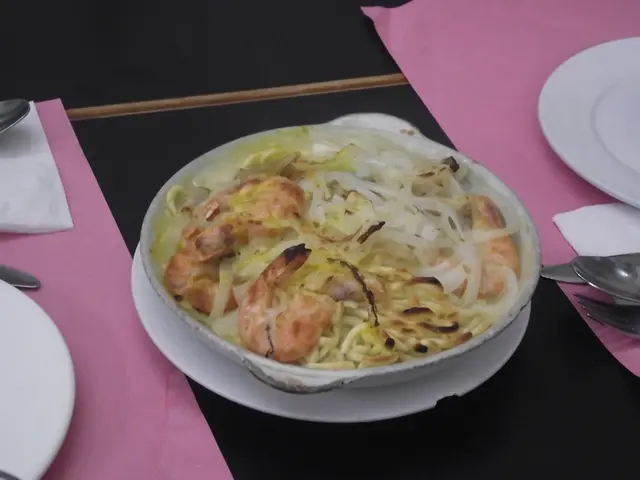 芝士中蝦焗伊麵