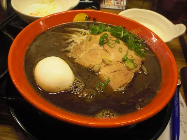 黑拉麵