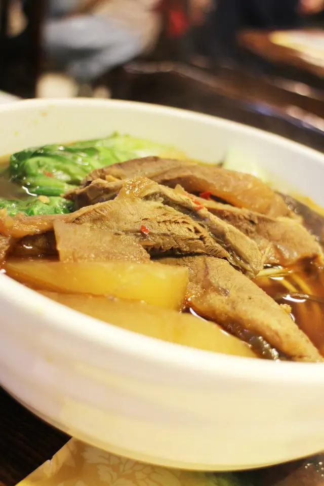 士林招牌牛蹍陽春麵