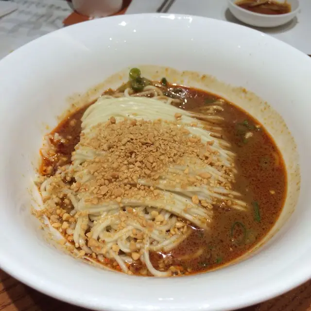 小小辣的擔擔麵