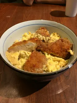 滑蛋豬排飯