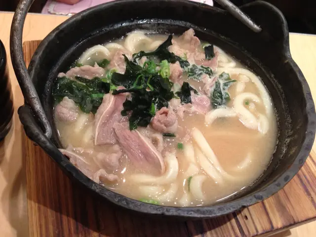 「岩海苔牛肉麵豉湯讚歧手打烏冬 」$56