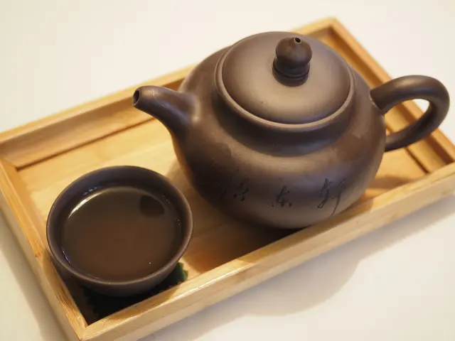 鮮松茸榆耳黃耳燉雪蓮子