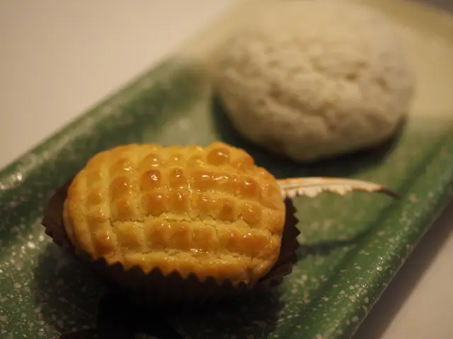 懷舊金黃蟹鉗酥