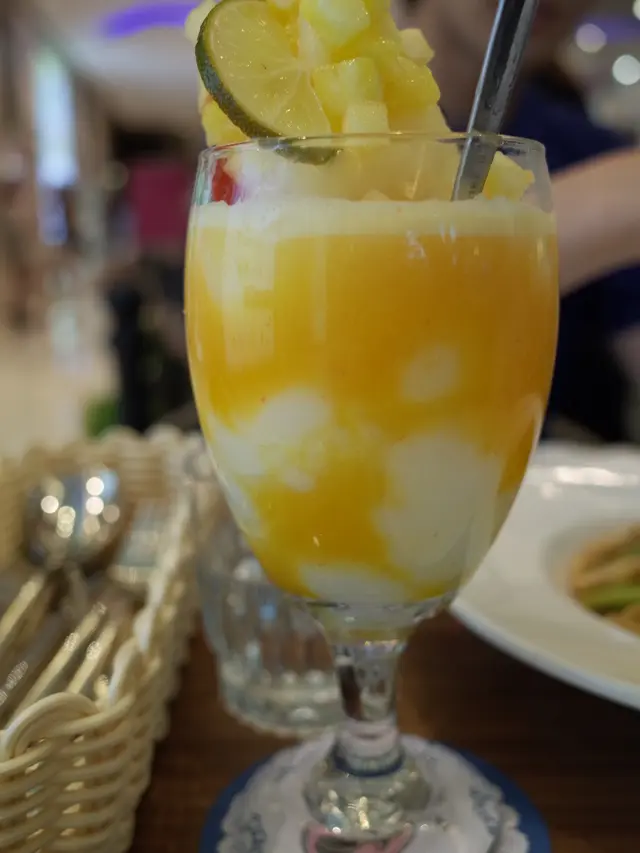 加勒比綜合水果可爾必思冰沙