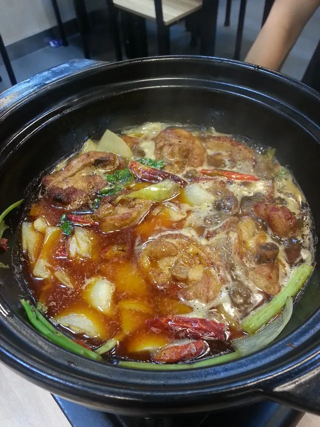 火焰麻辣雞煲