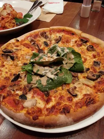 Veggie pizza