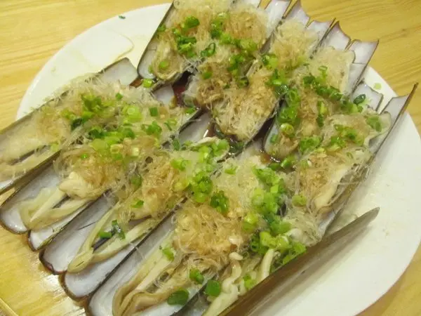勁大隻