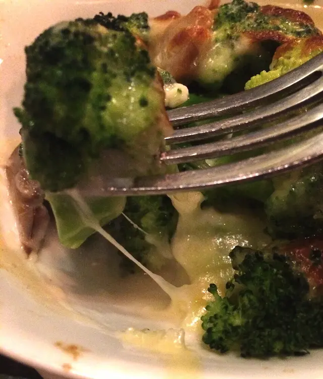 芝士能拉得出絲～狀甚吸引